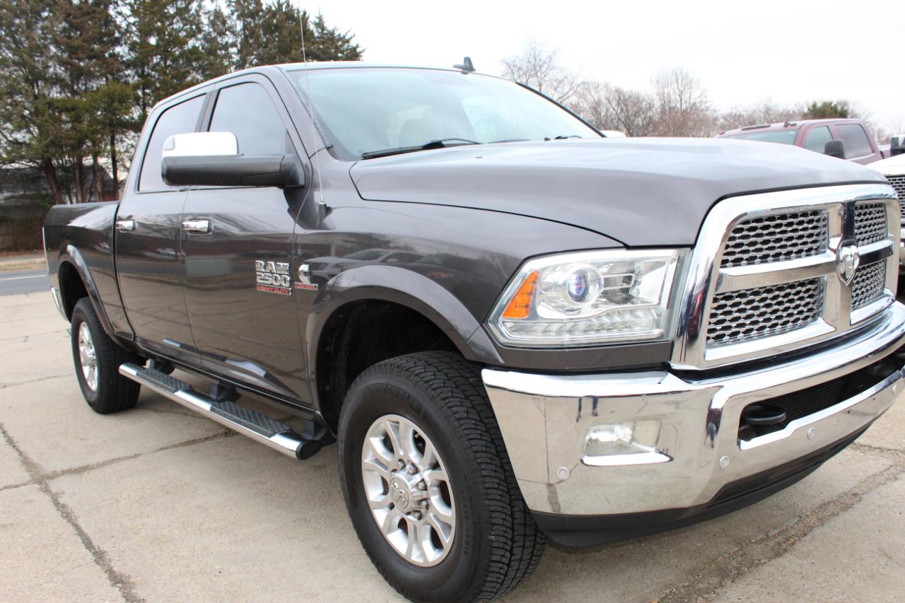 RAM 2500 Laramie Crew Cab SWB 4WD 2016