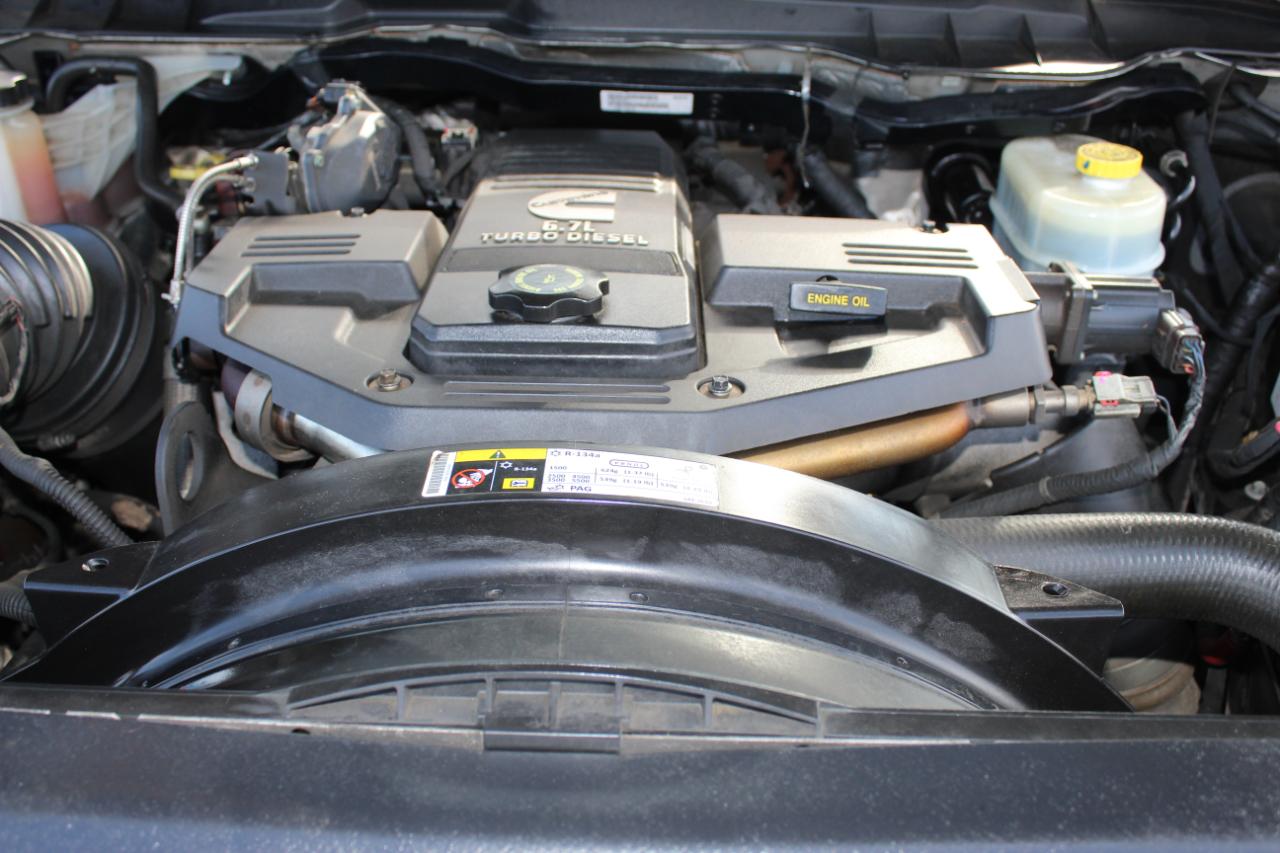 RAM 2500 Laramie Crew Cab LWB 4WD 2016