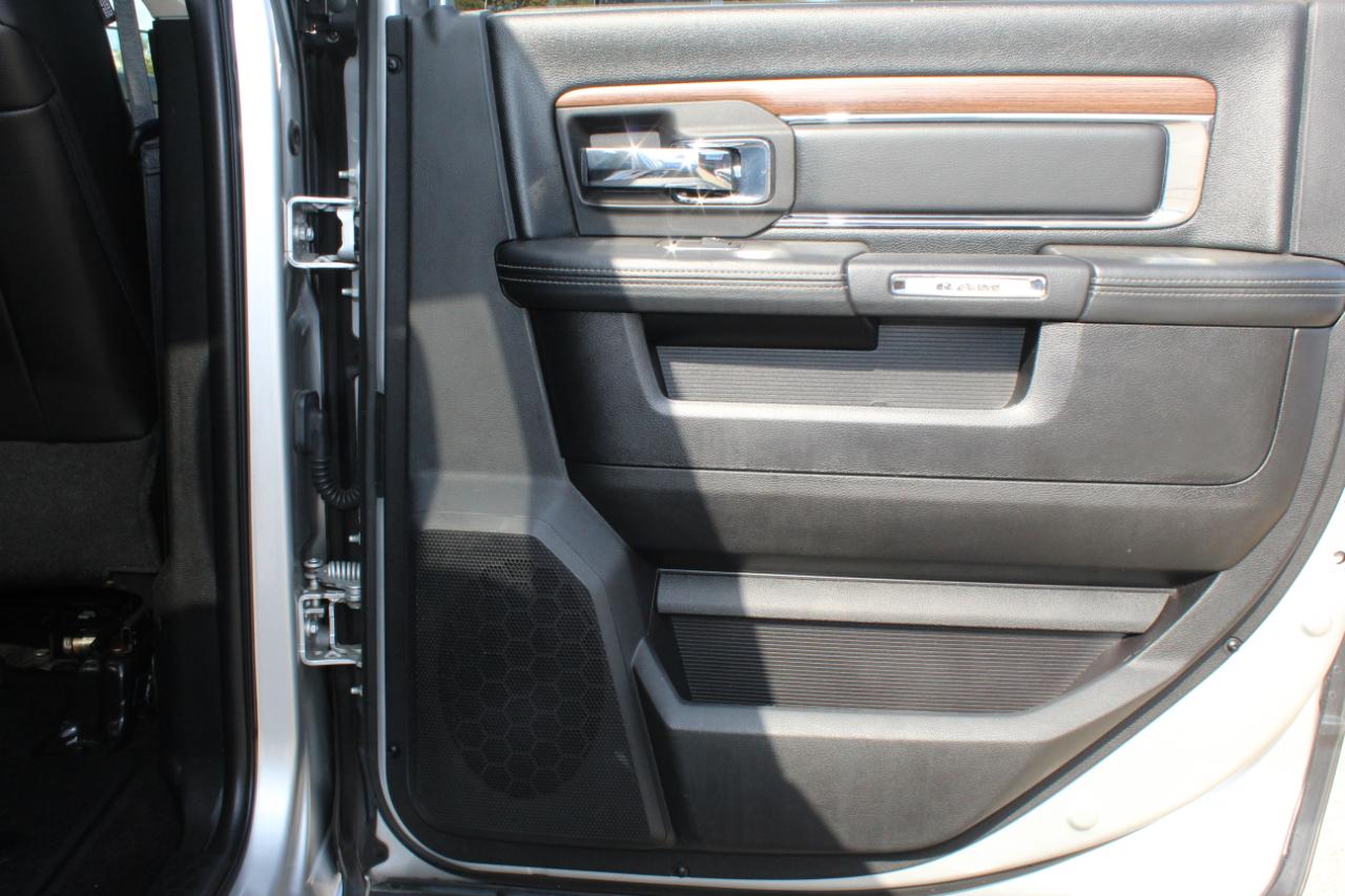 RAM 2500 Laramie Crew Cab LWB 4WD 2016