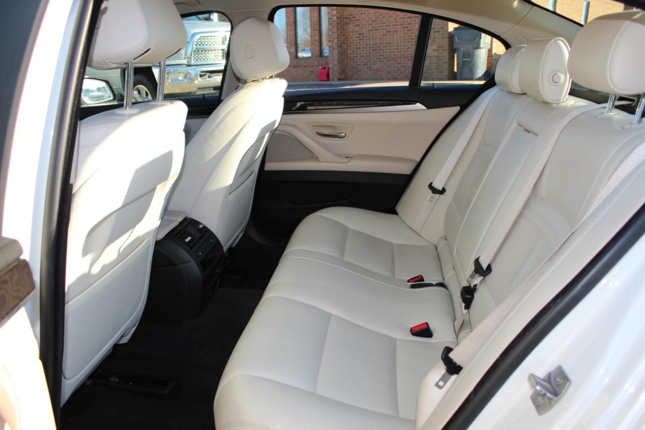 BMW 5-Series 535i xDrive 2016