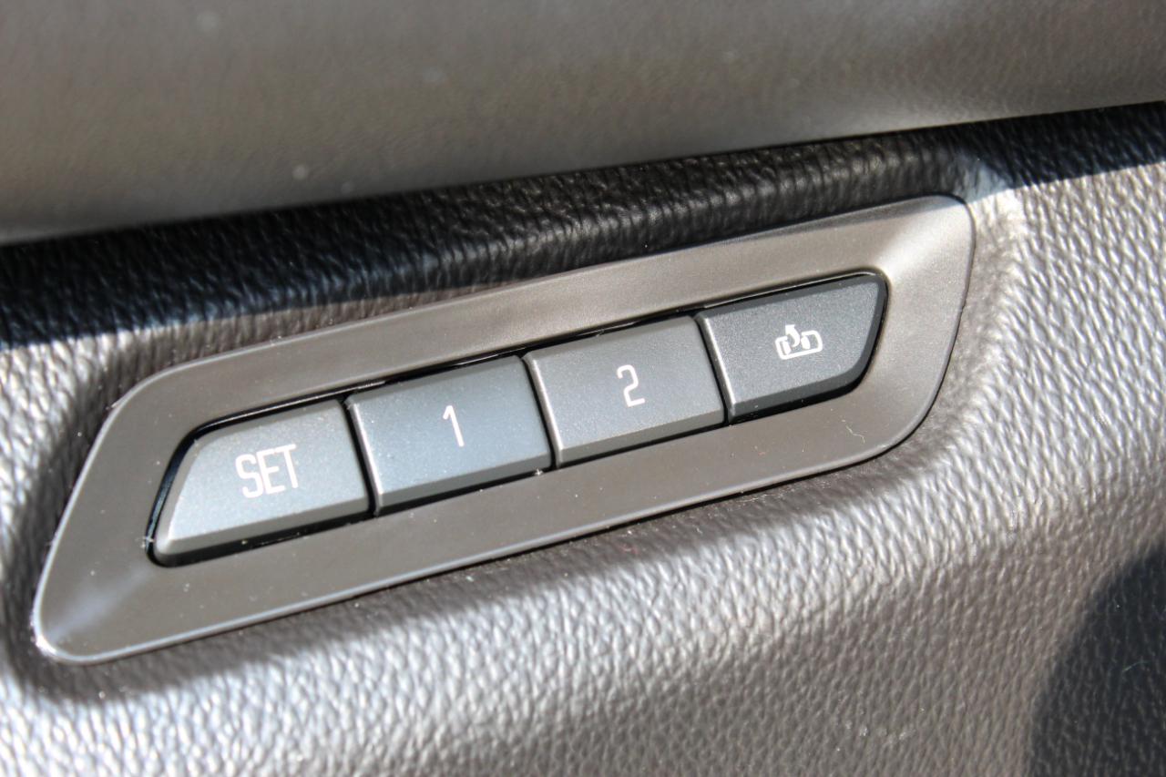 Cadillac Escalade ESV Premium Luxury 4WD 2016