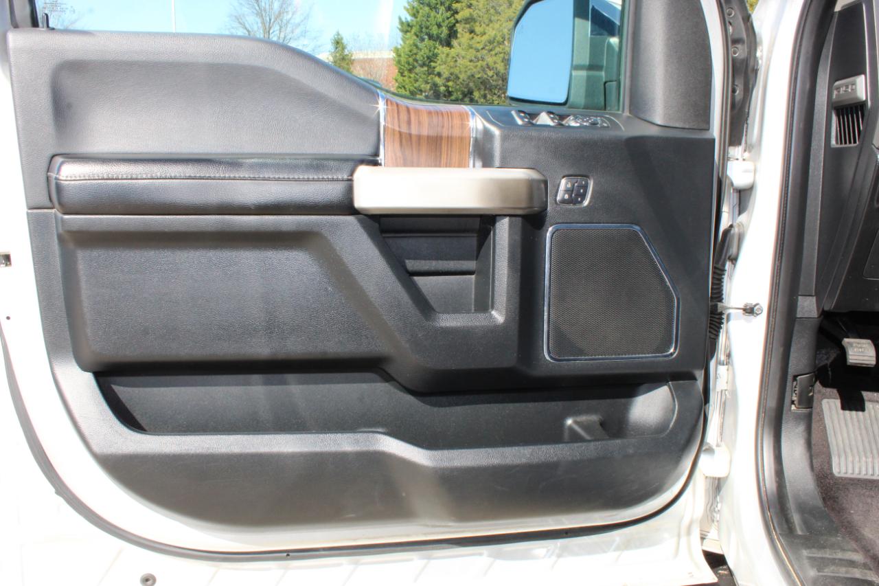 Ford F-150 Lariat SuperCrew 5.5-ft. Bed 4WD 2015