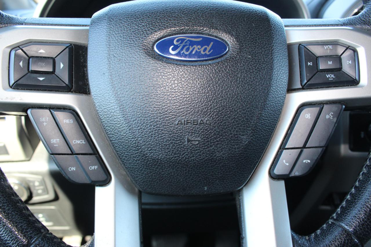 Ford F-150 Lariat SuperCrew 5.5-ft. Bed 4WD 2015