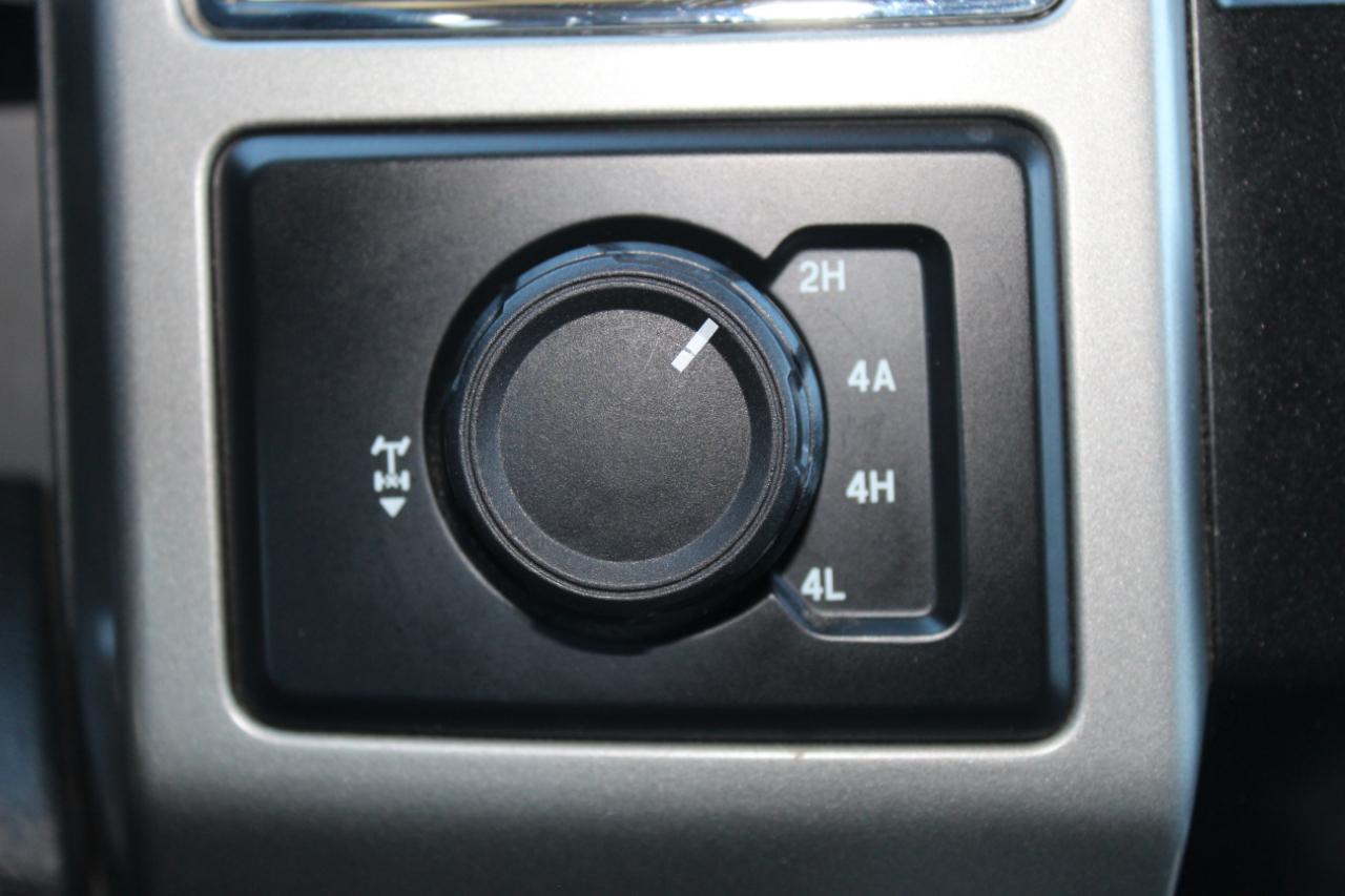 Ford F-150 Lariat SuperCrew 5.5-ft. Bed 4WD 2015