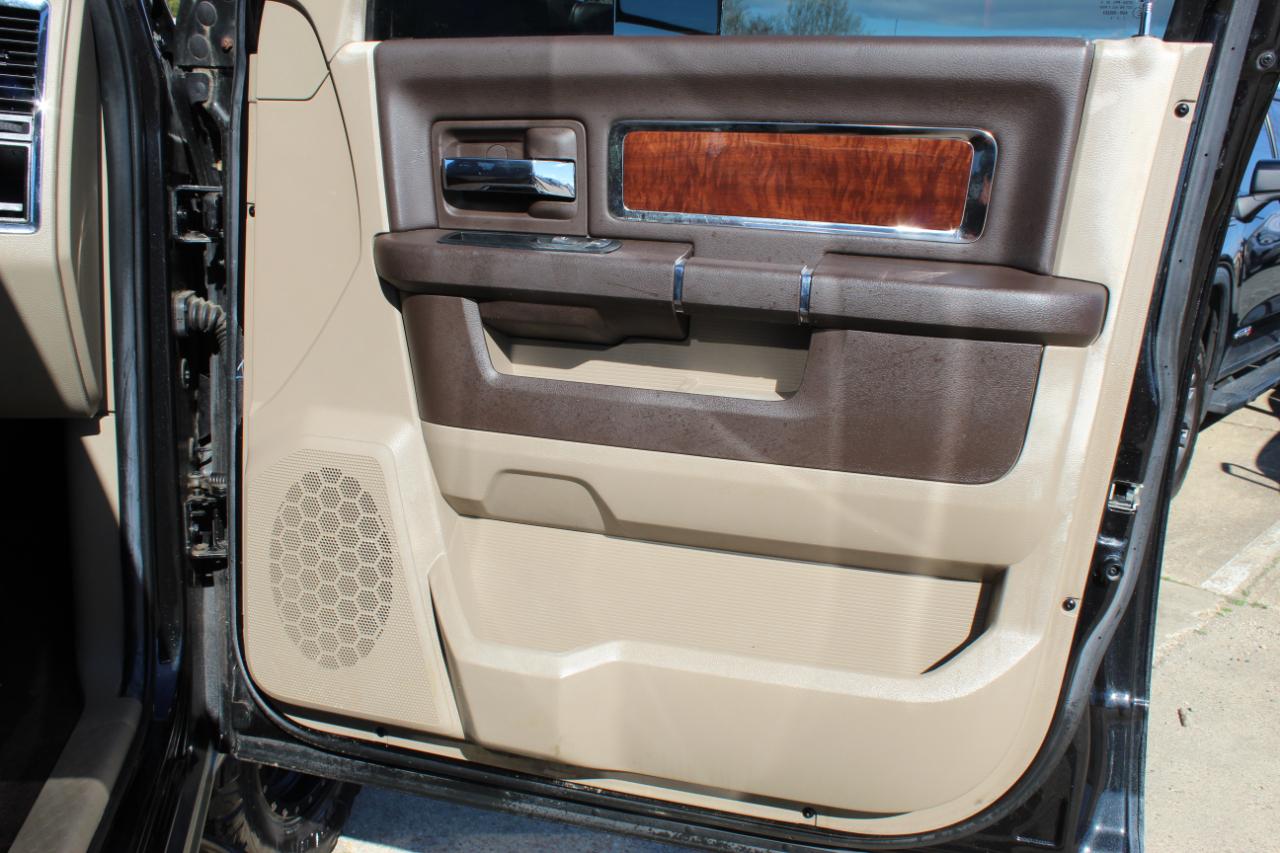 RAM 2500 Laramie Crew Cab 4WD SWB 2011