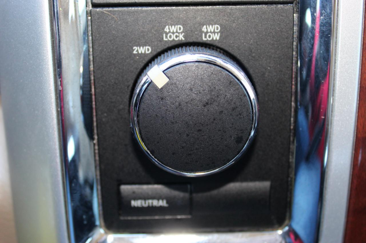 RAM 2500 Laramie Crew Cab 4WD SWB 2011