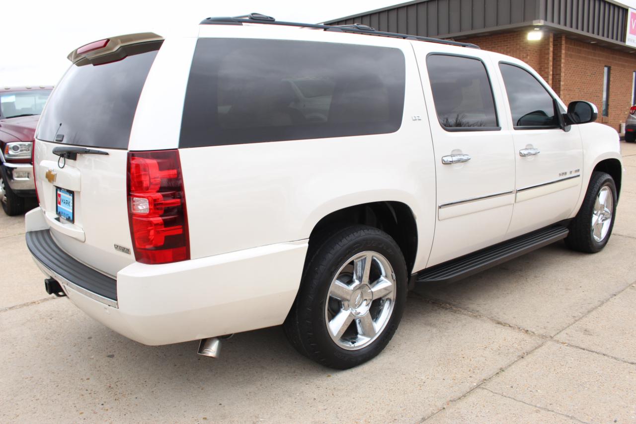 Chevrolet Suburban LTZ 1500 4WD 2012