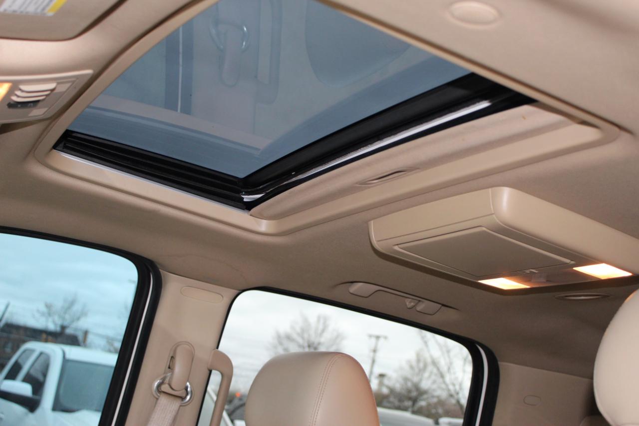 Chevrolet Suburban LTZ 1500 4WD 2012