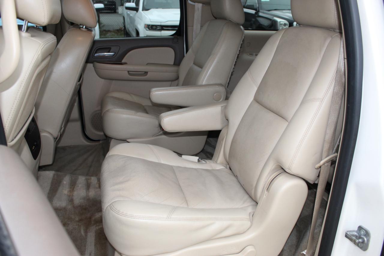 Chevrolet Suburban LTZ 1500 4WD 2012