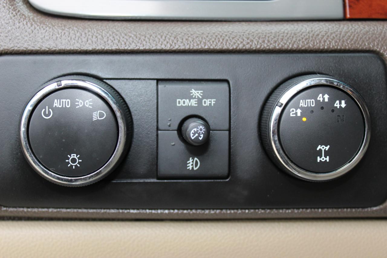 Chevrolet Suburban LTZ 1500 4WD 2012