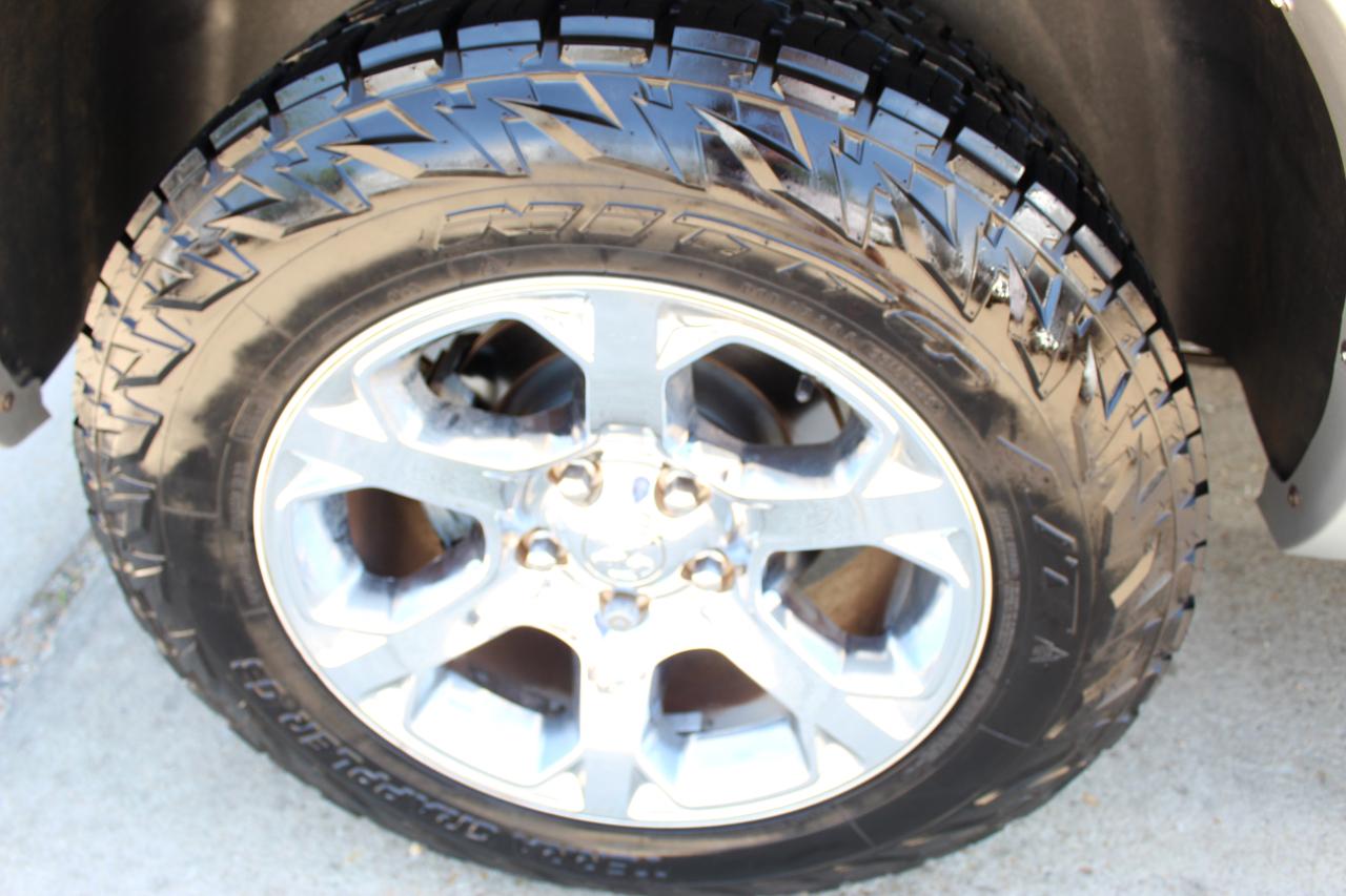 RAM 1500 Laramie Crew Cab SWB 4WD 2016