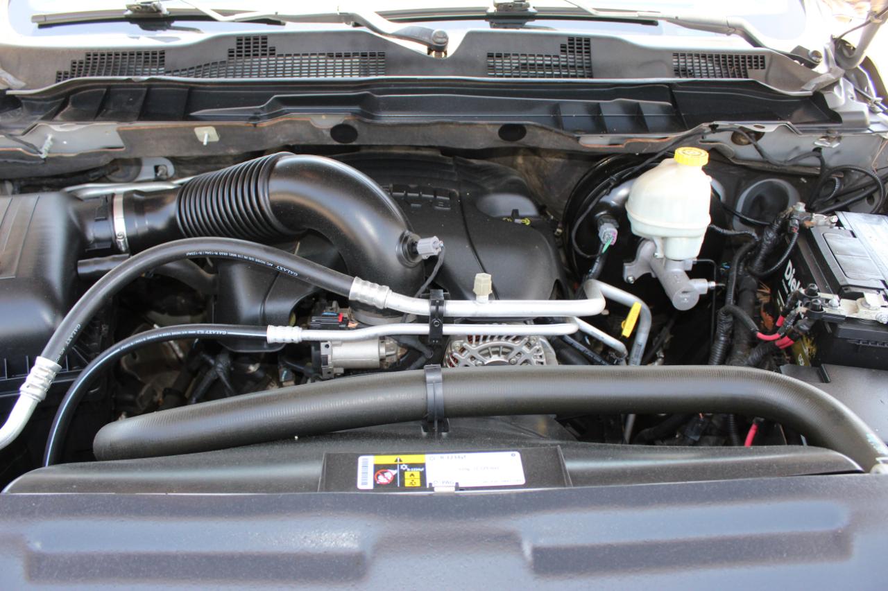 RAM 1500 Laramie Crew Cab SWB 4WD 2016