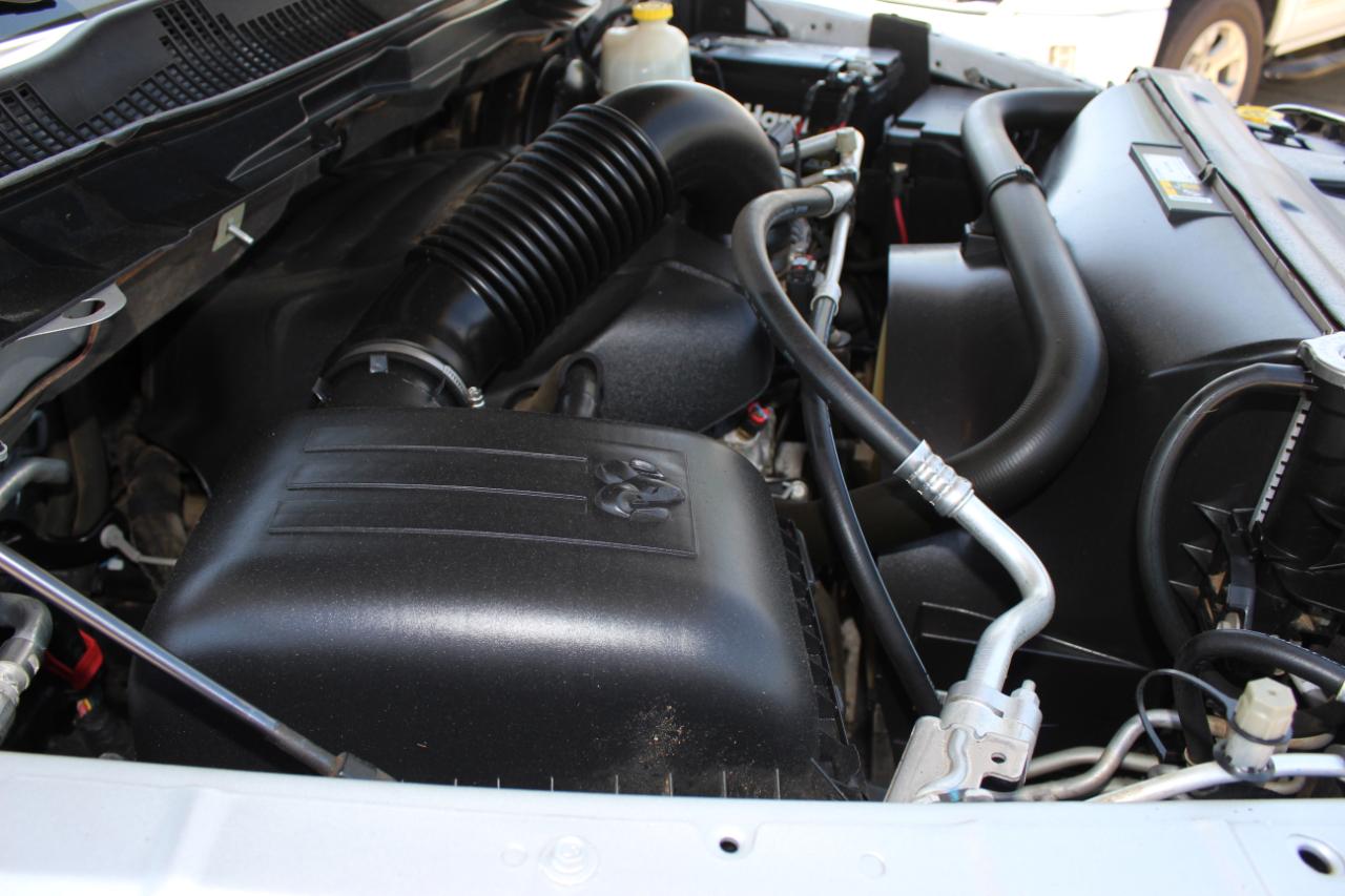 RAM 1500 Laramie Crew Cab SWB 4WD 2016