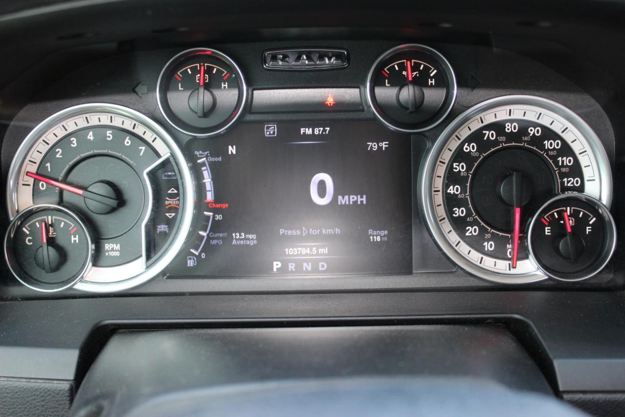 RAM 1500 Laramie Crew Cab SWB 4WD 2016