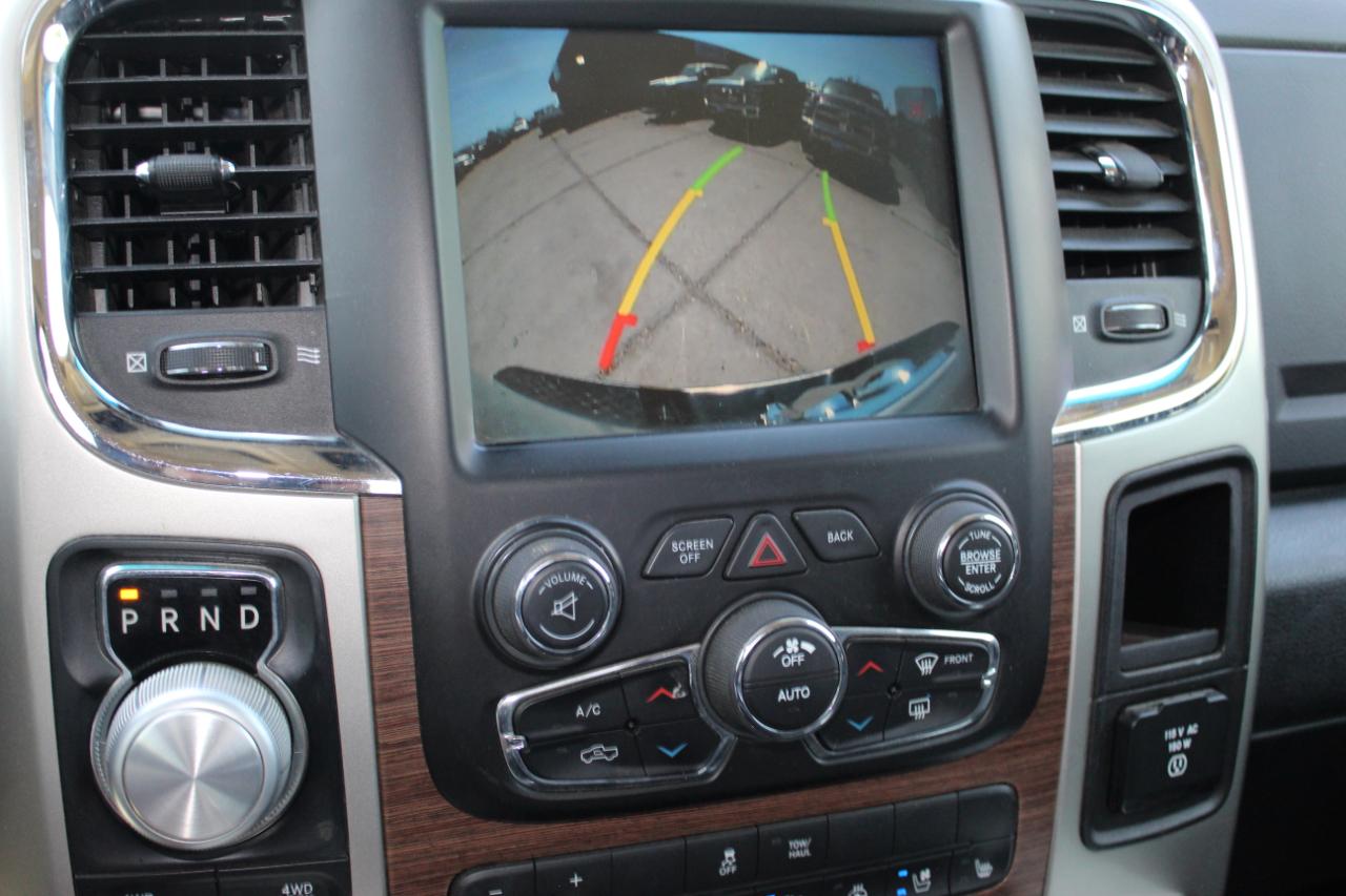 RAM 1500 Laramie Crew Cab SWB 4WD 2016