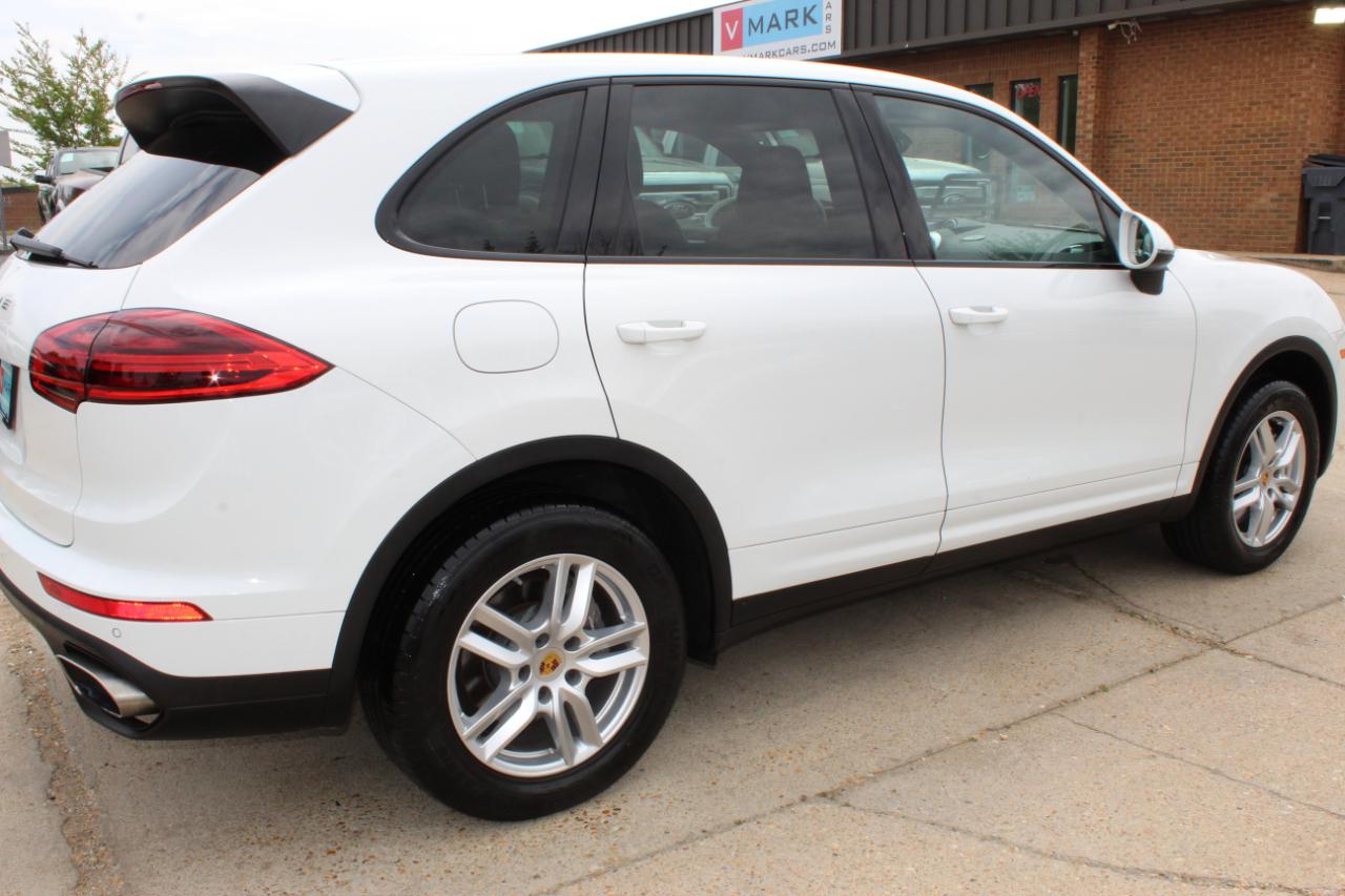 Porsche Cayenne Platinum Edition AWD 2016