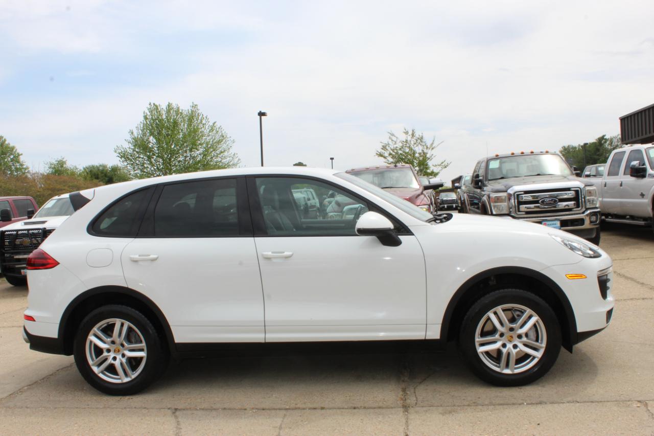 Porsche Cayenne Platinum Edition AWD 2016