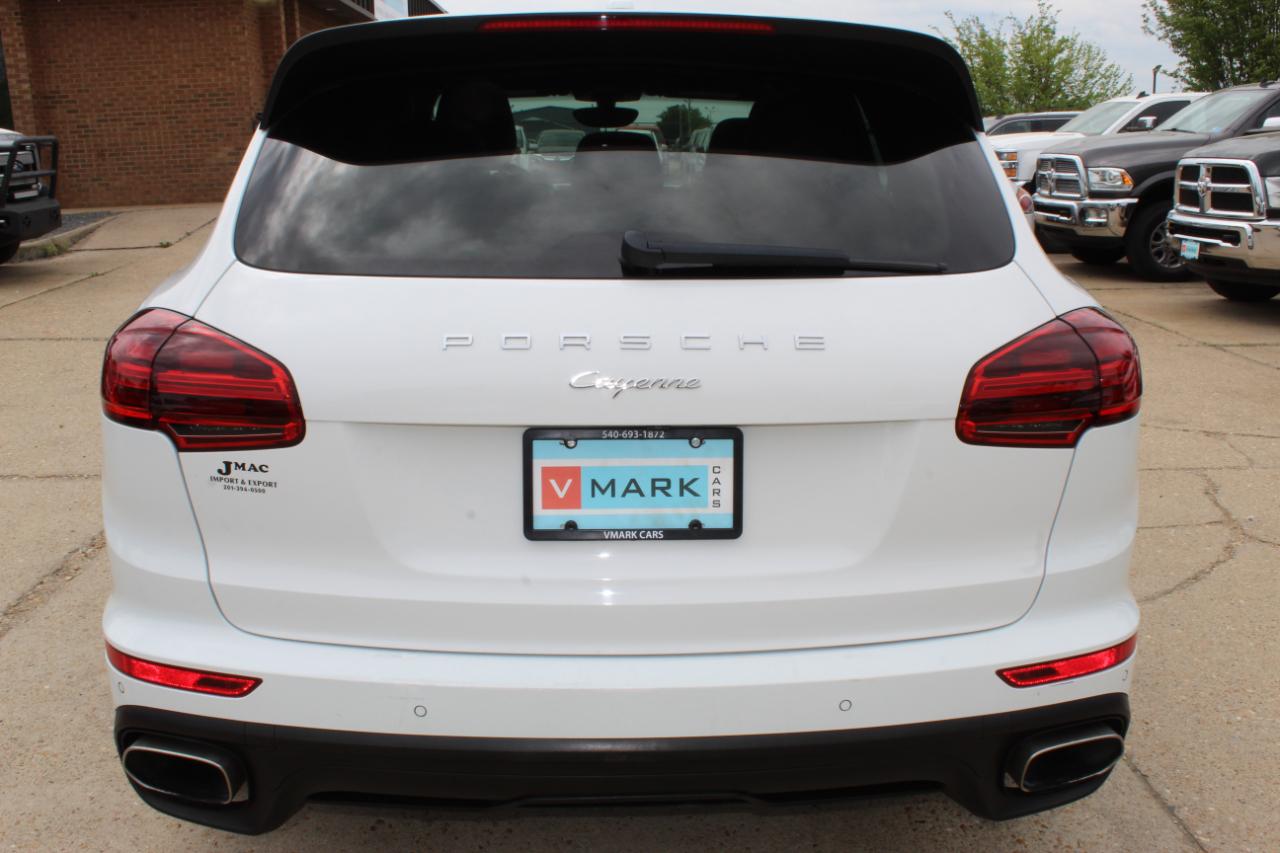 Porsche Cayenne Platinum Edition AWD 2016