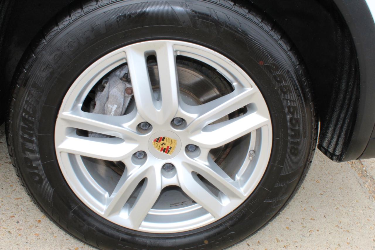 Porsche Cayenne Platinum Edition AWD 2016