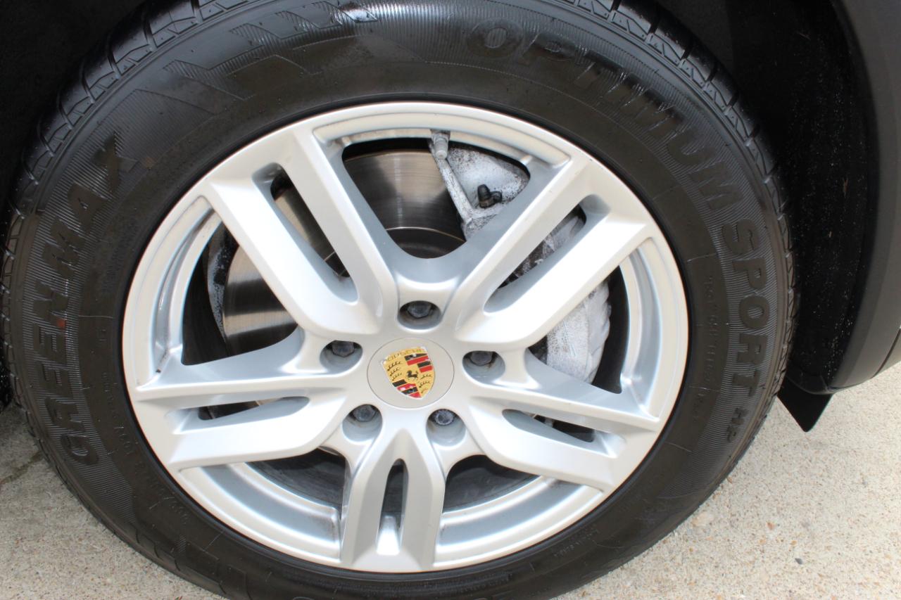 Porsche Cayenne Platinum Edition AWD 2016