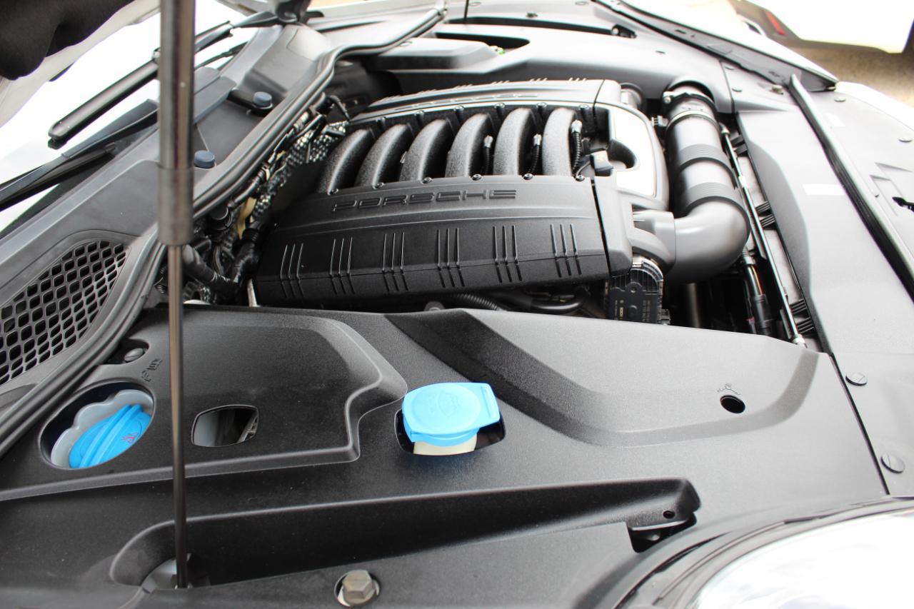 Porsche Cayenne Platinum Edition AWD 2016