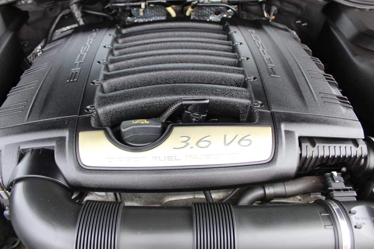 Porsche Cayenne Platinum Edition AWD 2016