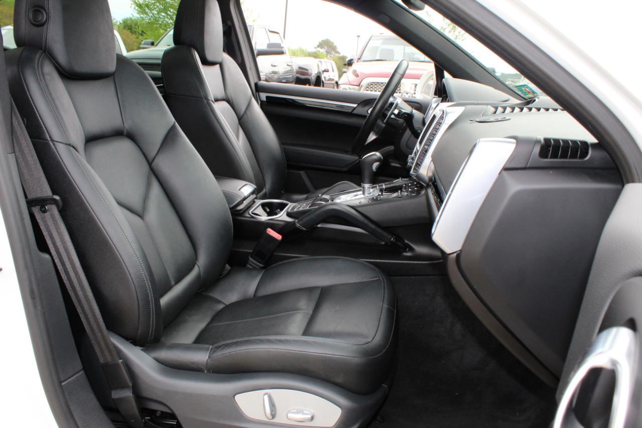 Porsche Cayenne Platinum Edition AWD 2016