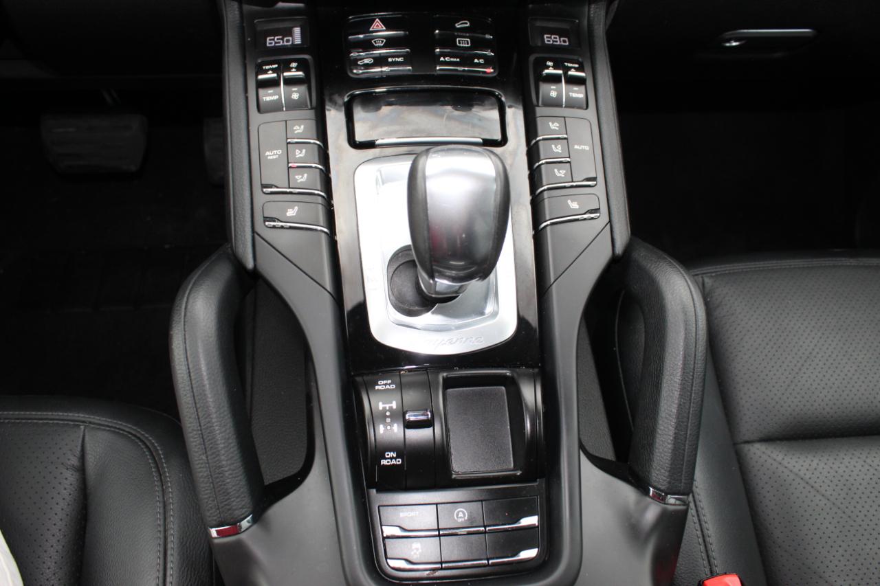 Porsche Cayenne Platinum Edition AWD 2016