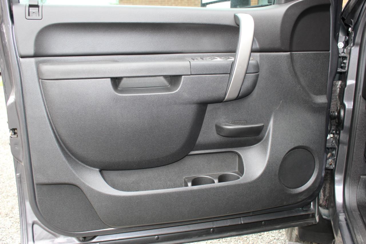 Chevrolet Silverado 2500HD LT Crew Cab 4WD 2011