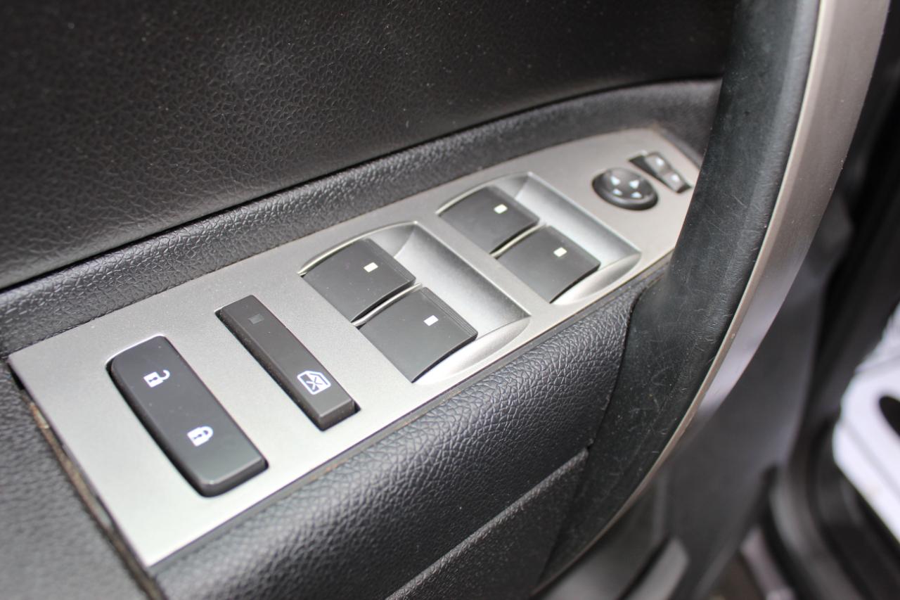 Chevrolet Silverado 2500HD LT Crew Cab 4WD 2011