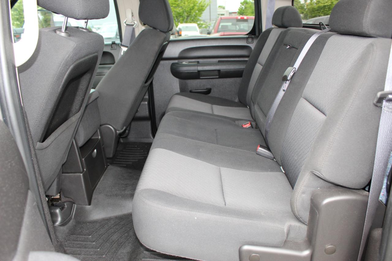 Chevrolet Silverado 2500HD LT Crew Cab 4WD 2011