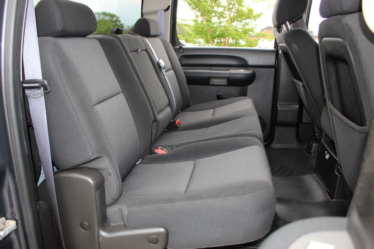 Chevrolet Silverado 2500HD LT Crew Cab 4WD 2011