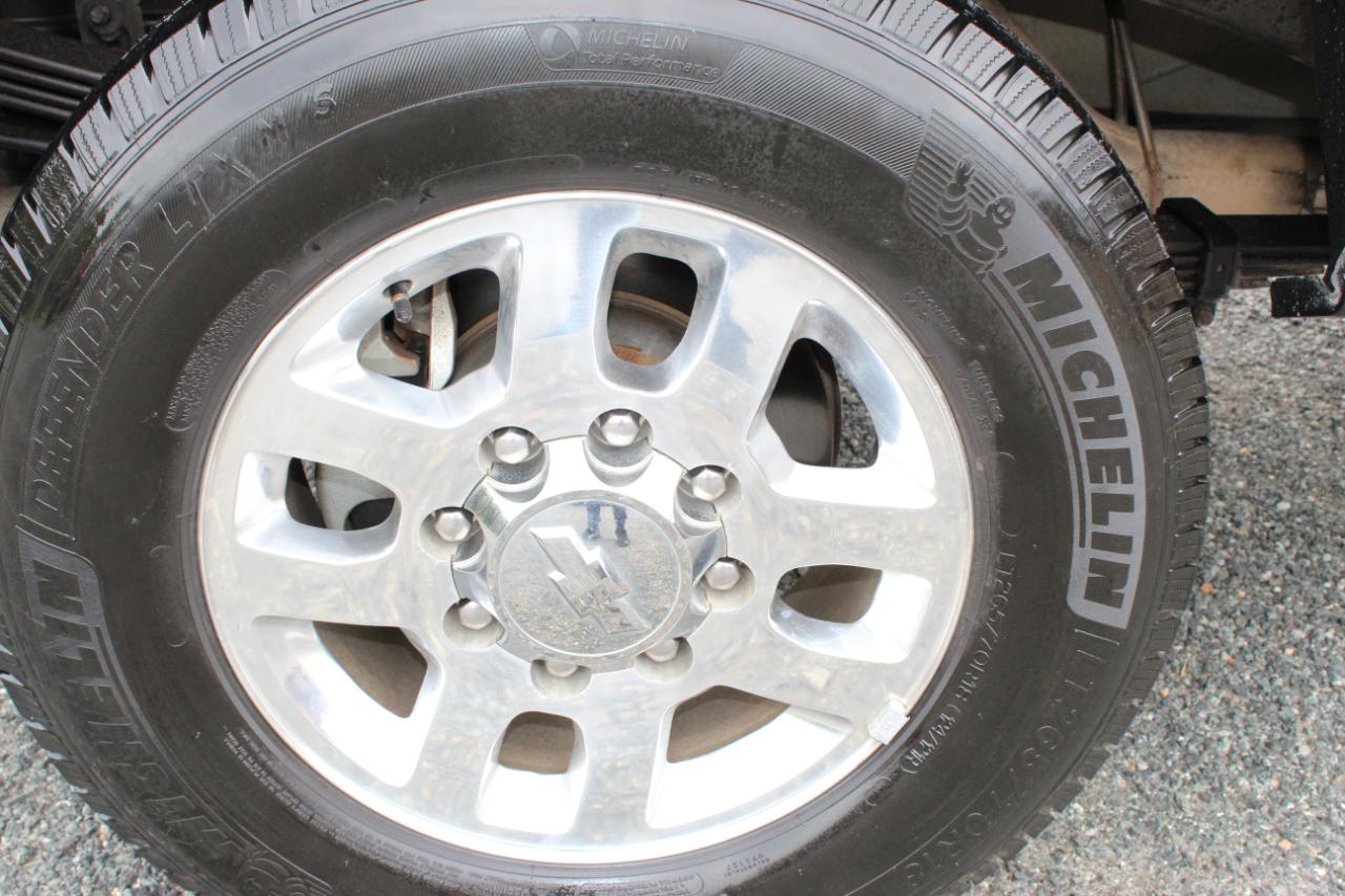 Chevrolet Silverado 2500HD LT Crew Cab 4WD 2011