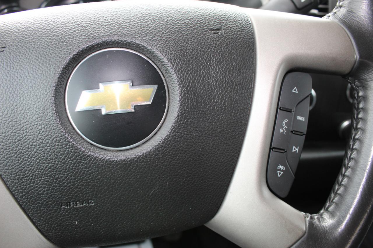 Chevrolet Silverado 2500HD LT Crew Cab 4WD 2011