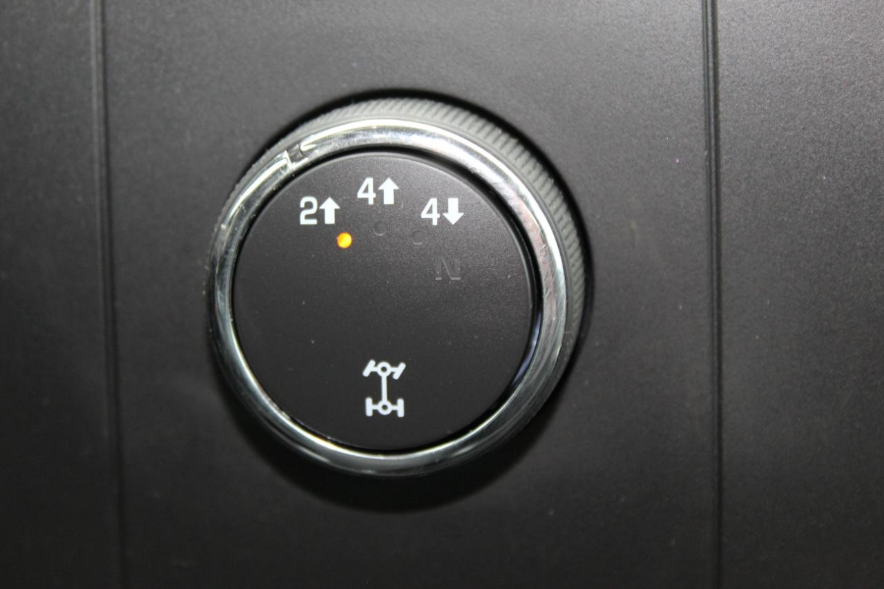 Chevrolet Silverado 2500HD LT Crew Cab 4WD 2011