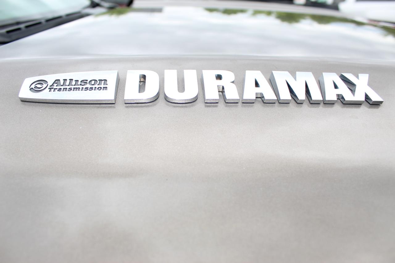 Chevrolet Silverado 2500HD LT Crew Cab 4WD 2015