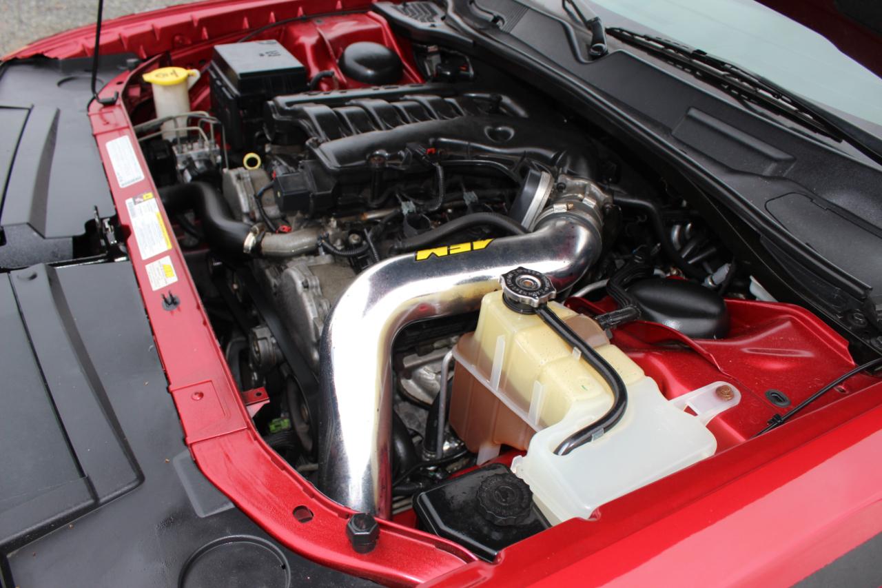 Dodge Challenger SE 2010