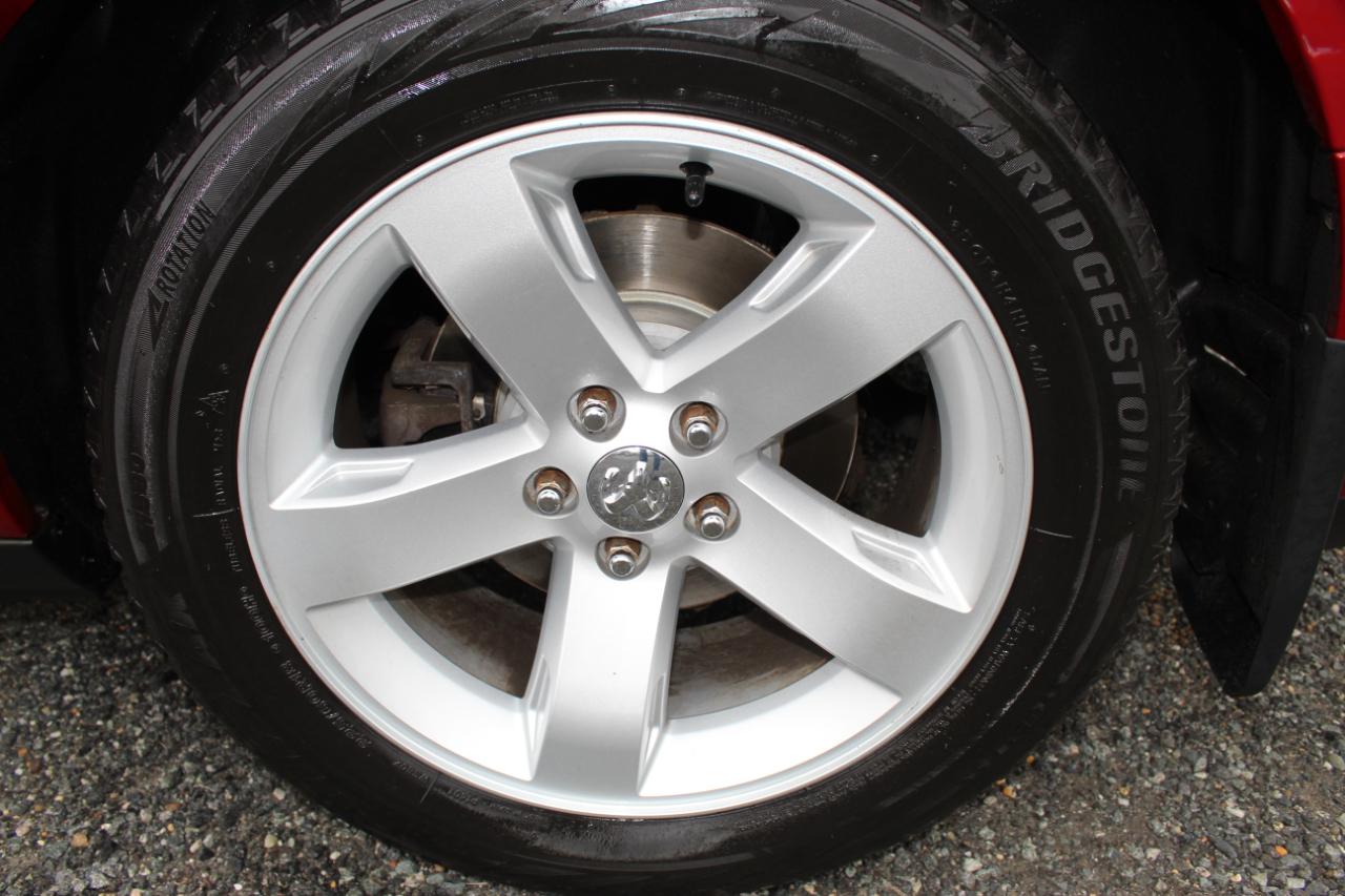 Dodge Challenger SE 2010