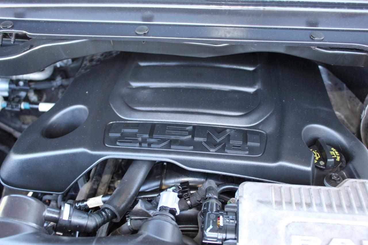 RAM 1500 Laramie Crew Cab SWB 4WD 2019