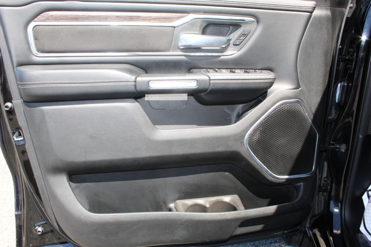 RAM 1500 Laramie Crew Cab SWB 4WD 2019