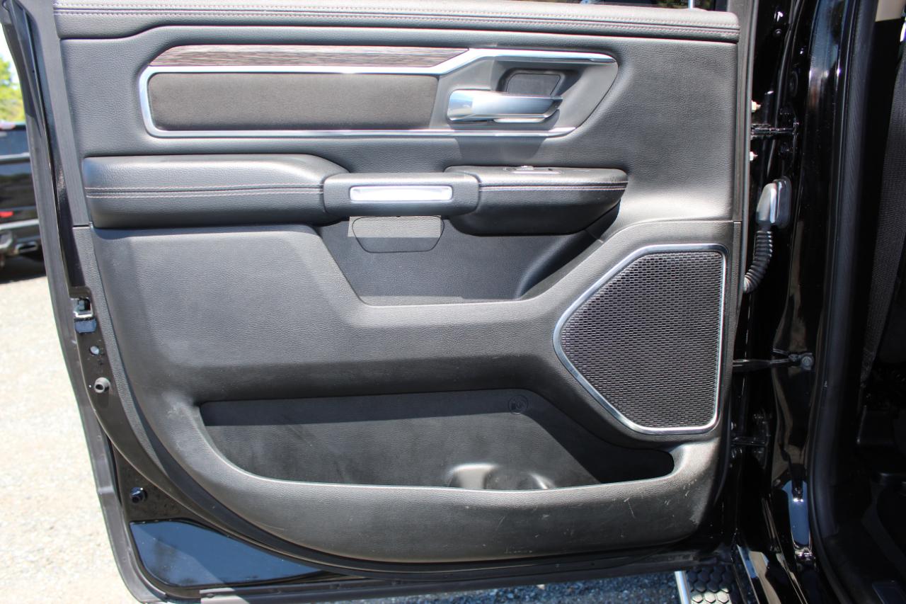 RAM 1500 Laramie Crew Cab SWB 4WD 2019