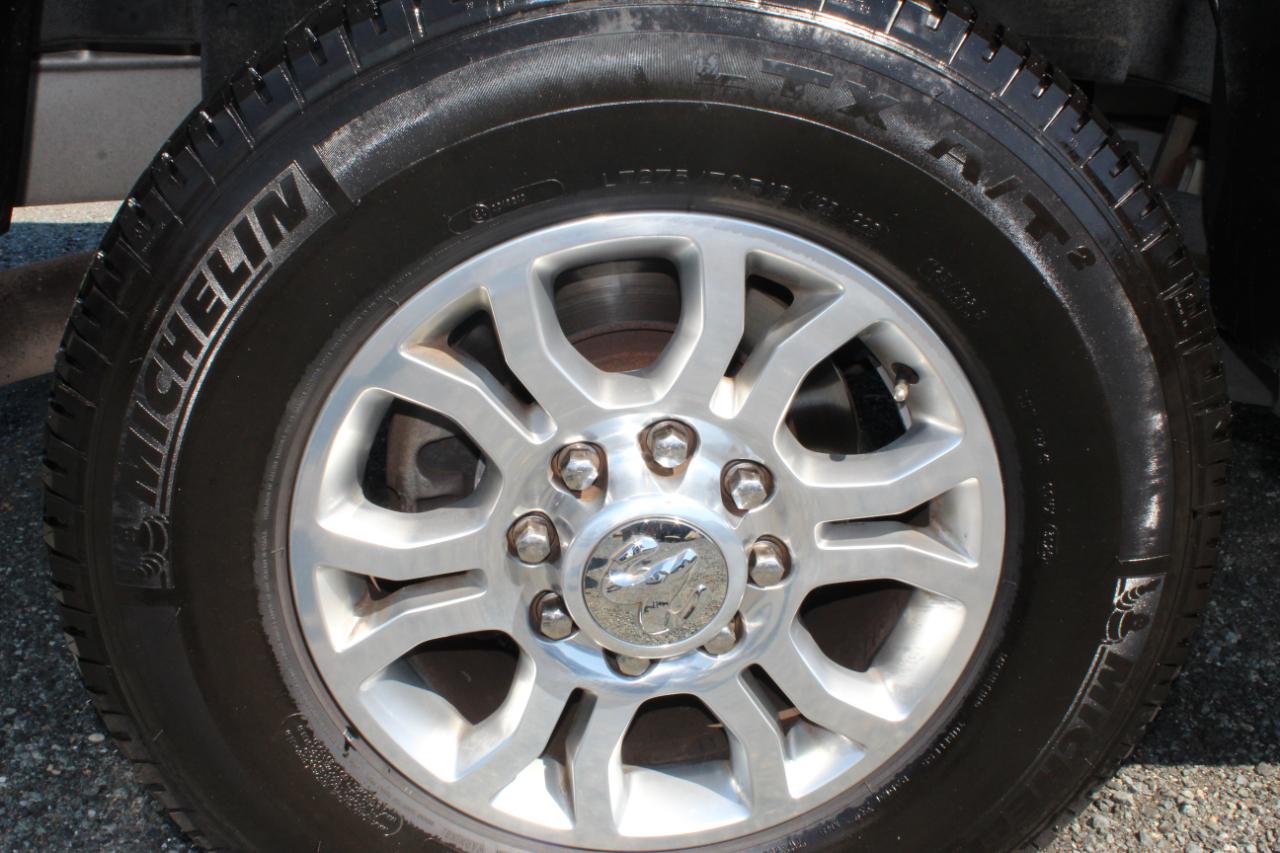 RAM 2500 Laramie Mega Cab 4WD 2016