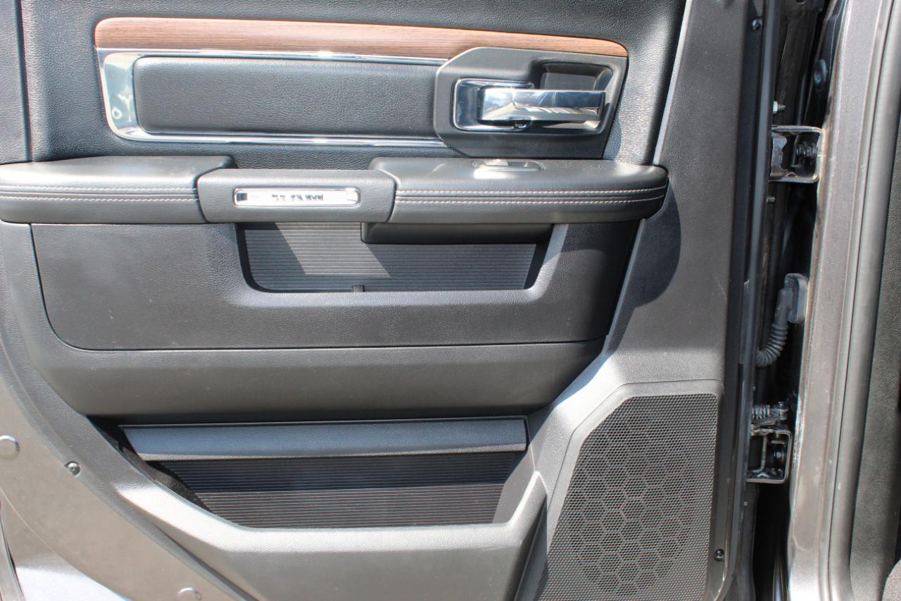RAM 2500 Laramie Mega Cab 4WD 2016