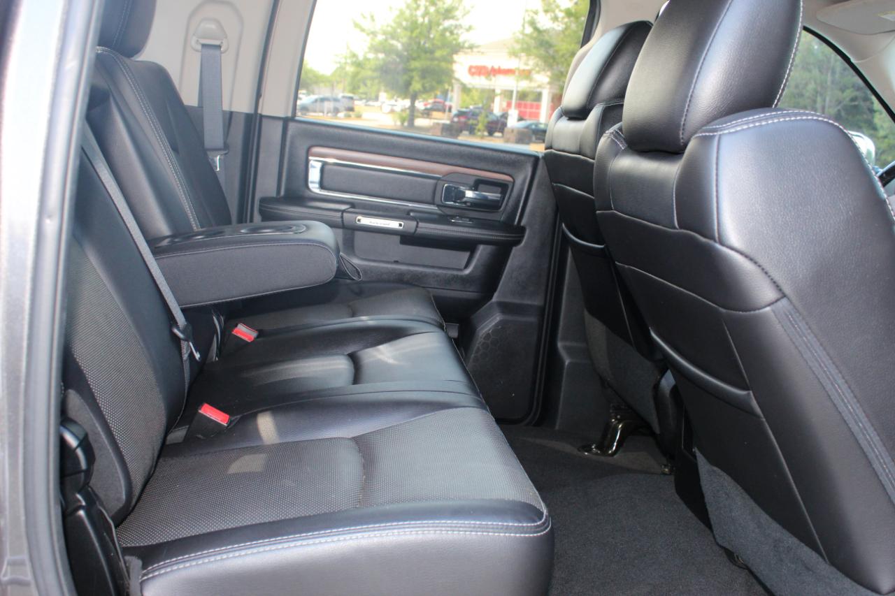 RAM 2500 Laramie Mega Cab 4WD 2016