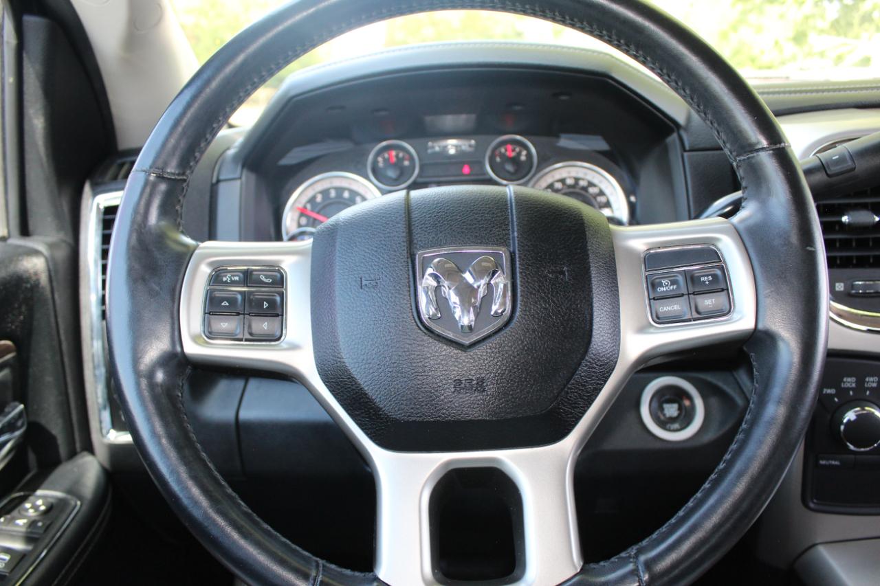 RAM 2500 Laramie Mega Cab 4WD 2016