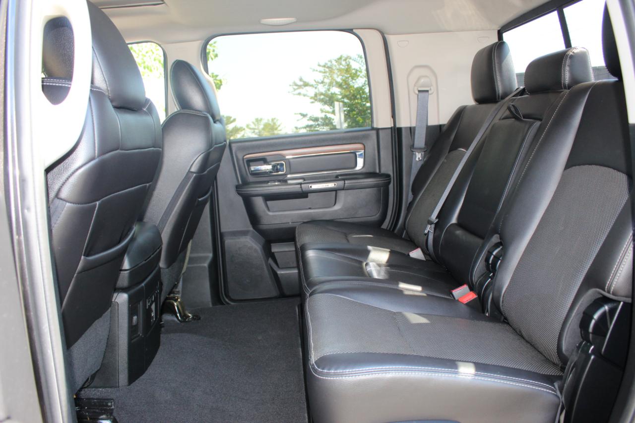 RAM 2500 Laramie Mega Cab 4WD 2016