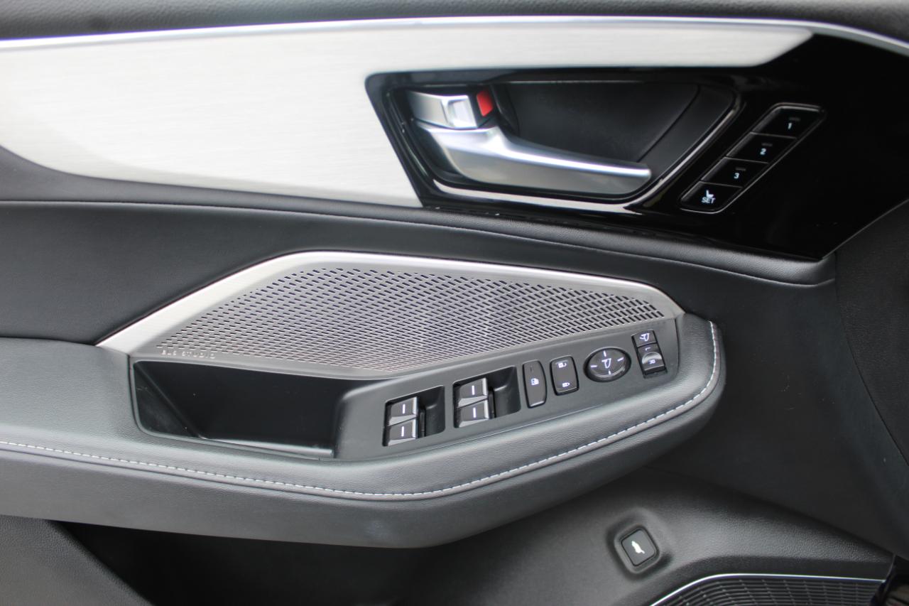 Acura MDX SH-AWD w/Technology Package 2024