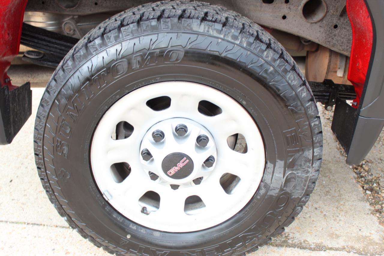 GMC Sierra 2500HD Pro Crew Cab 4WD SB 2023