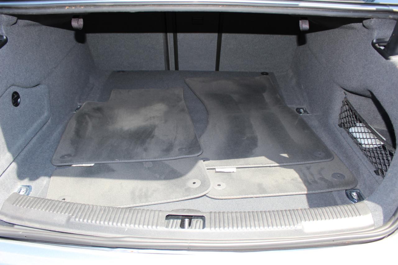 Audi A6 3.0T Quattro Prestige 2012