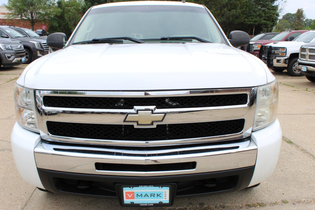 Chevrolet Silverado 1500 LS Extended Cab 4WD 2010